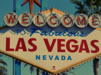 No estado de Nevada, cercado pelo deserto de Mojave, está localizado o maior parque de diversões do mundo: Las Vegas!